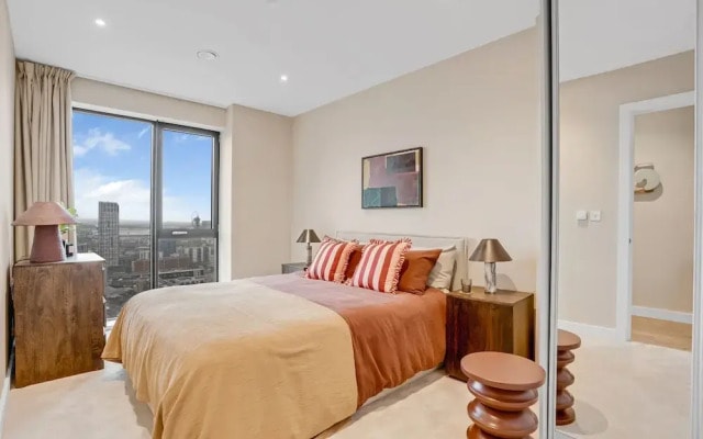 Elegant Two-bedroom Flat With a Spacious Balcony