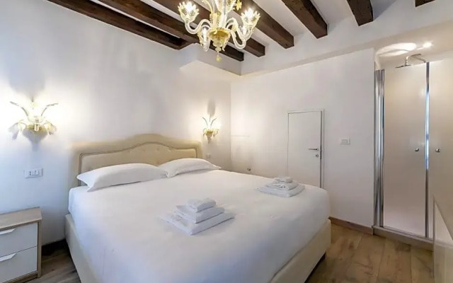 Rialto Suite 707