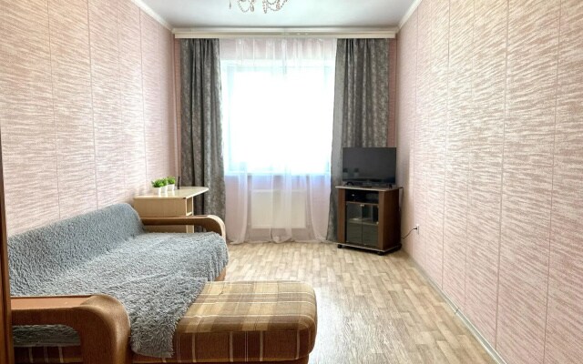 Compass (Компасс) в 10-м микрорайоне 65А