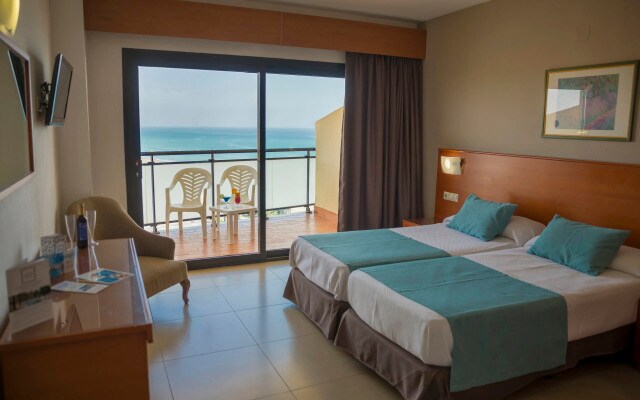 Hotel Puente Real