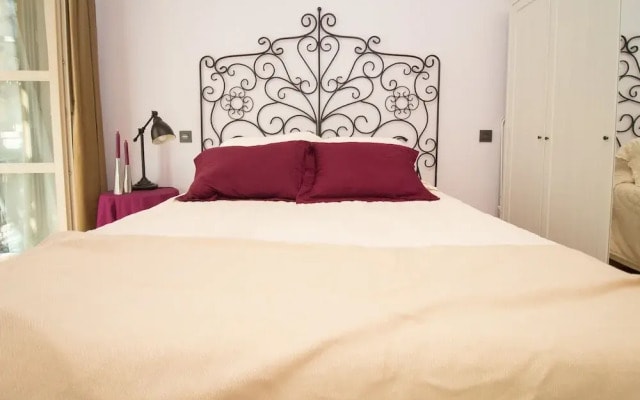 Amazing Modern Studio by La Recepcion