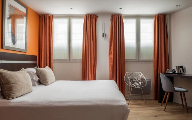 Hotel Arc de Triomphe