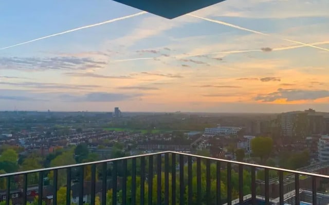 Luxury Entire 2 Bedroom Flat - Wembley Stadium