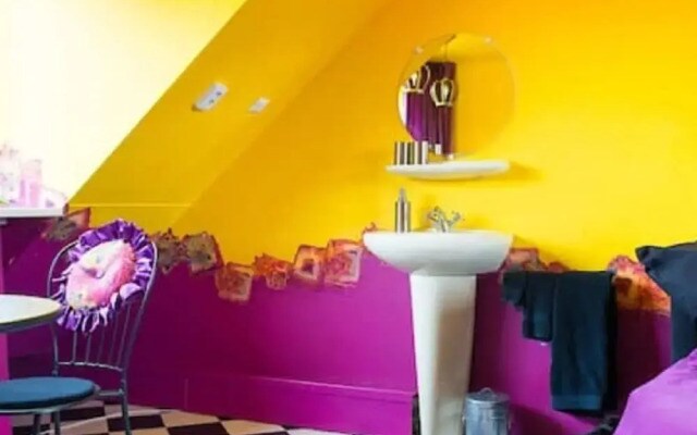 Arty House