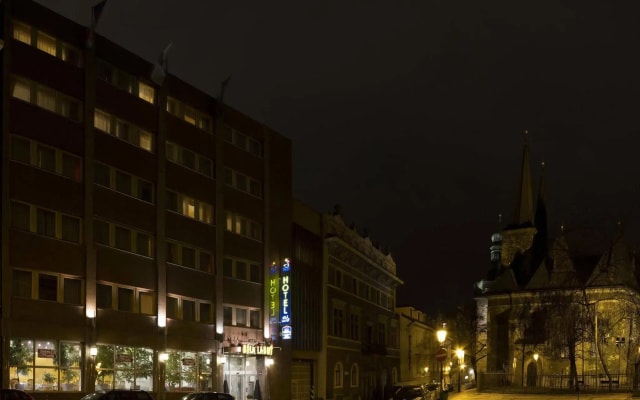 hotelImage