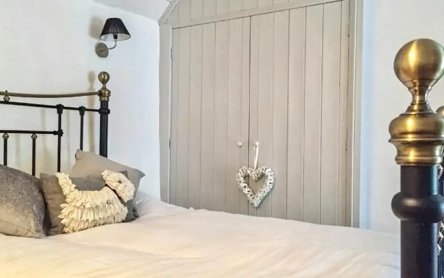 Calamine Cottage