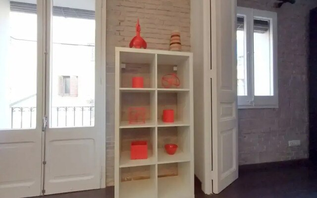 Barceloneta Apartment With Balcony