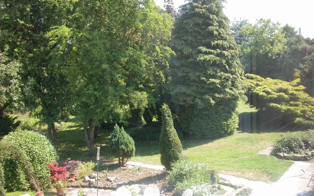 The Willows Bed & Breakfast