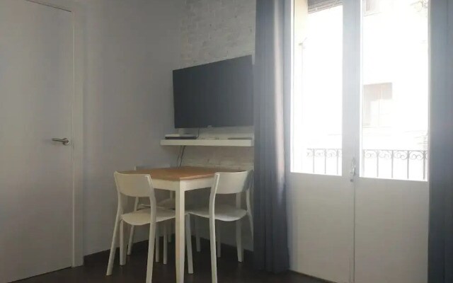Lovely Flat In Barceloneta Near Sea