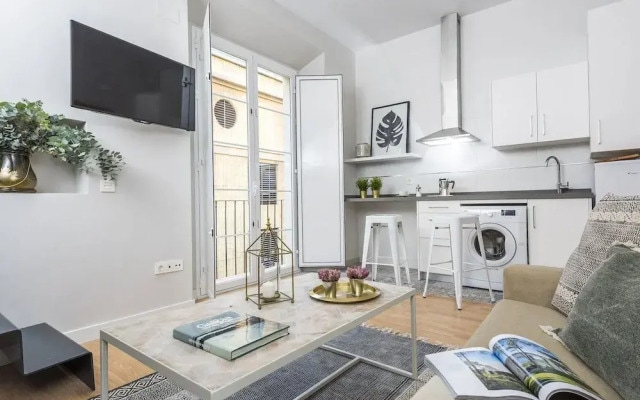 Elegant One-bedroom Apartment Trinidad Grund E