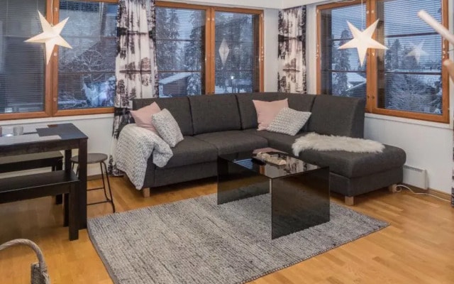 Karhunvartijan linna c24