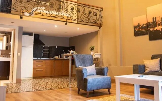 The Hera Suite Hotel