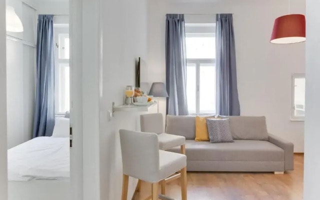 Benatska Apartment