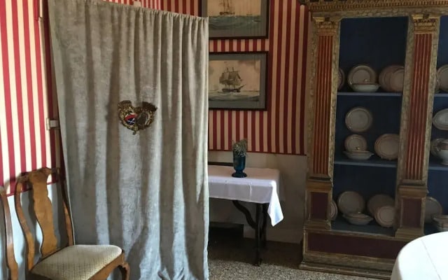 Luxurious Palazzo in Venice in the Rialto Area With Housekeepercook