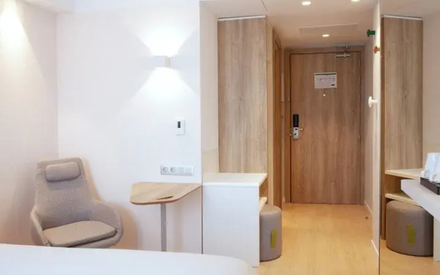 Holiday Inn Express & Suites Barcelona Sabadell by IHG