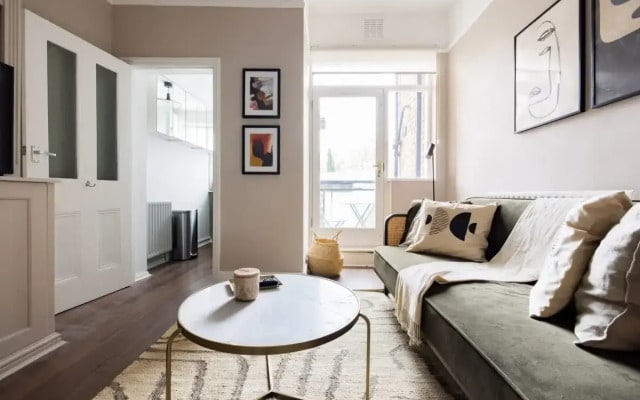 The Stephens Terrace Escape - Lovely 1BDR Apartment with Balcony