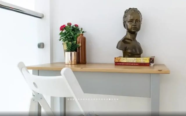 The Honeycomb Apartment