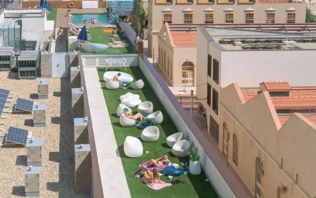 BLAU Student Housing & Language Academy