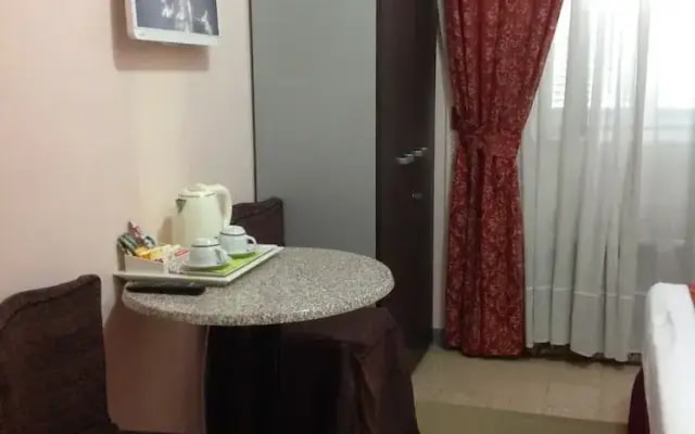 B&B Meret