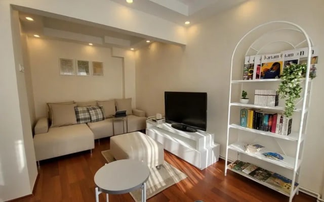 Chic Flat in Sariyer With Balcony and Sea View
