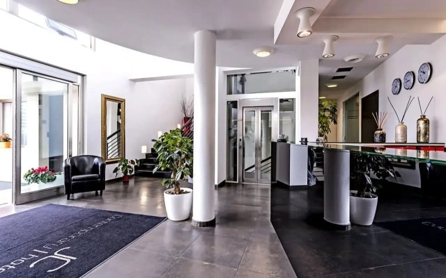 JC Hotel