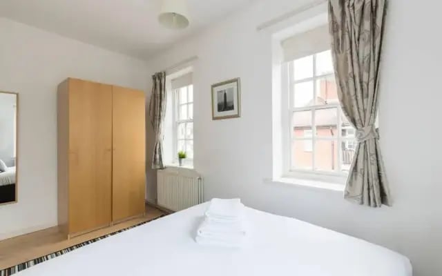 2BR Westminster Flat Close to Buckingham Palace