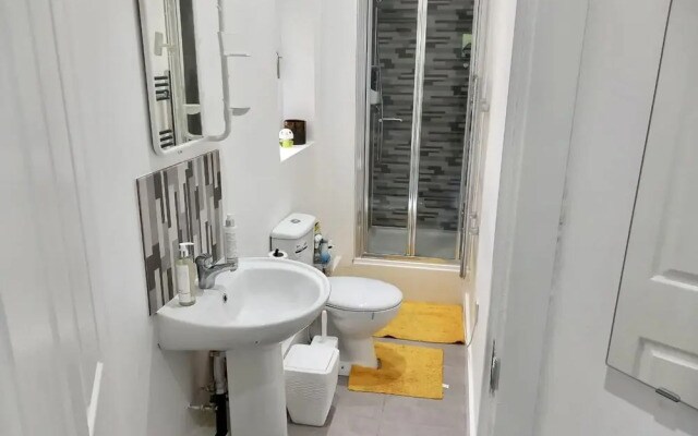 Cosy 1-bed Studio in Northolt