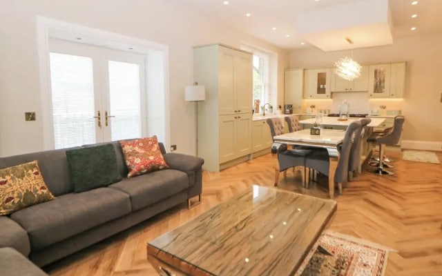 Cavendish Suite