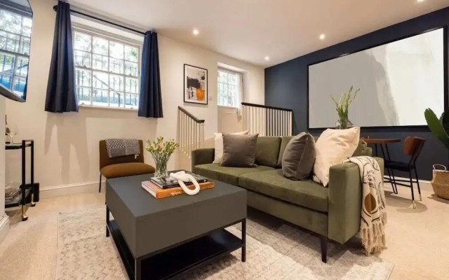 The Elephant & Castle Hideaway - Stunning 1bdr Flat With Patio