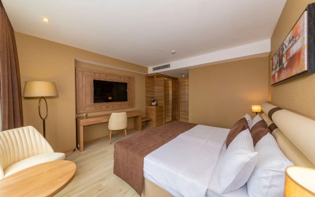 38 Hotel