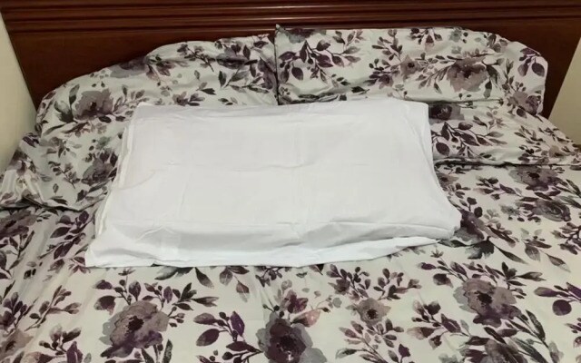 Busy Bee Guest House
