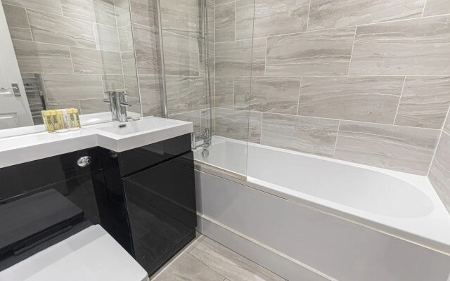 JOIVY Stylish 2 Bed Flat In Notting Hill