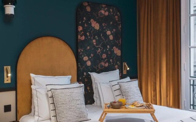 Dandy Hotel