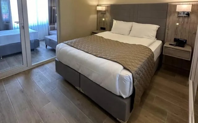 Parla Park Hotel