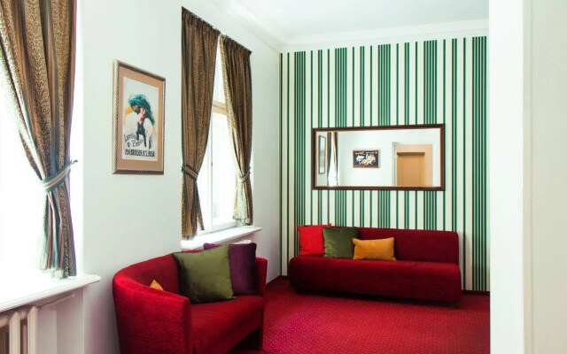 Radi un Draugi Hotel