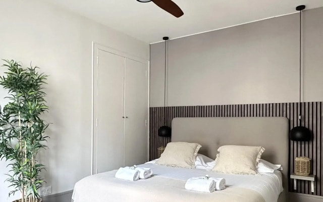 B 2065 - Arc de Triomphe - Appartement familial