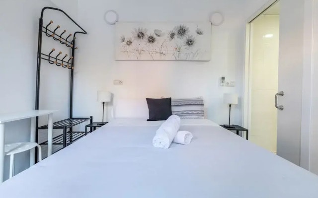 AYZ Ulises - Auto check-in property