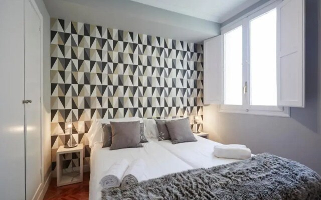LEEWAYS APARTMENT V in ALCALÁ 99