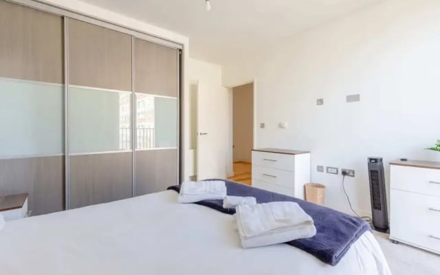 Radiant 1BD Retreat, North Maida Vale!