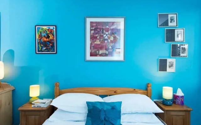 Homely 1 Bedroom Canal Side Flat with Balcony