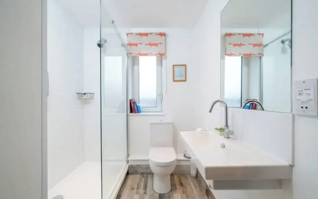 JOIVY Stylish flat between London Bridge
