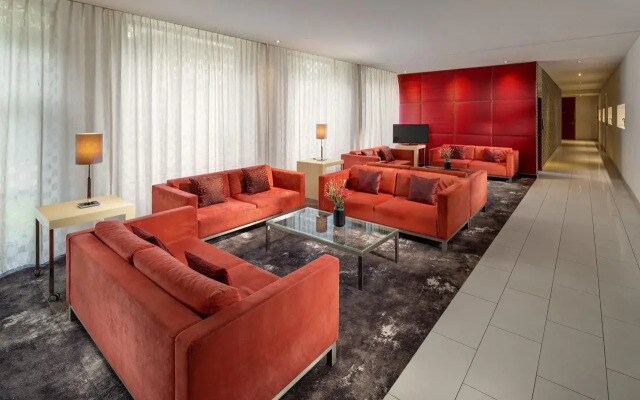 Mamaison Residence Diana