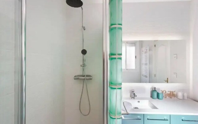 Elegant 1bed Apt Sleeps 4, in the Heart of Centro