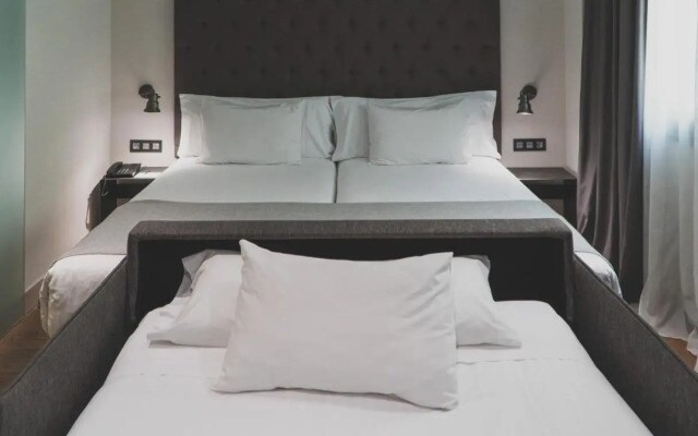 Hotel Zenit Abeba