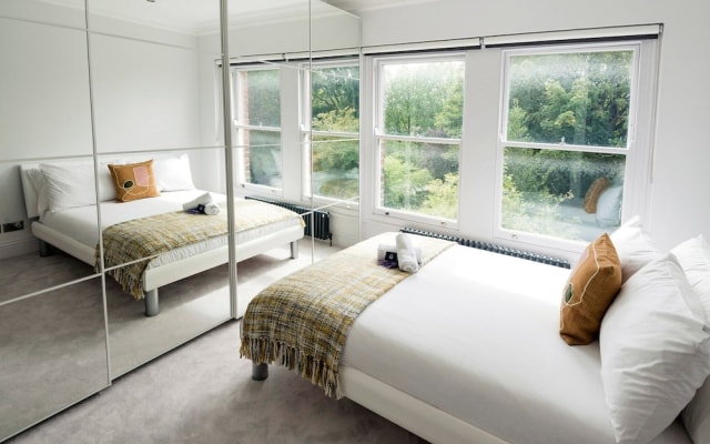 Modern and Bright Highgate Gem