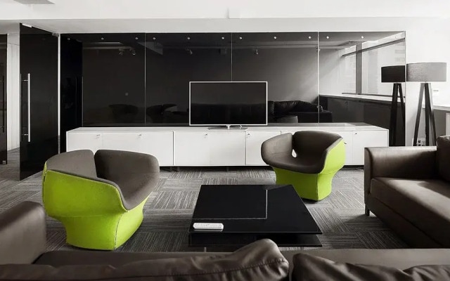 Workstation Capsule Hotel