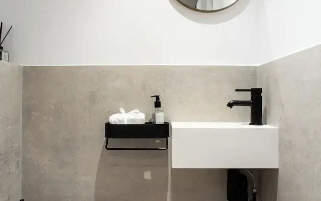 Chic Apartment - 2BR/6P - Pantheon