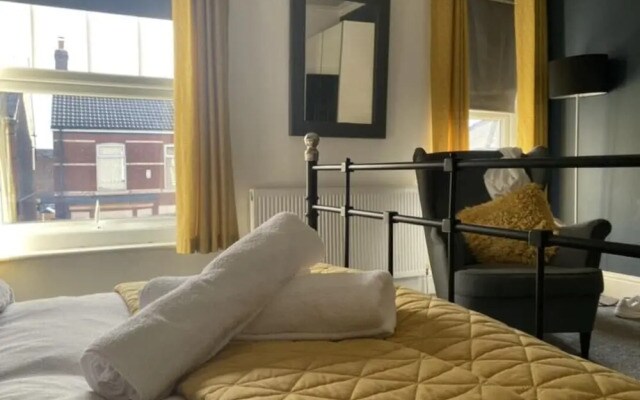 Refurbished 3 Bed House in Manchester