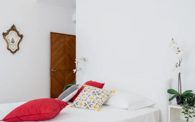 Luxury Apartment On Grand Canal by Wonderful Italy
