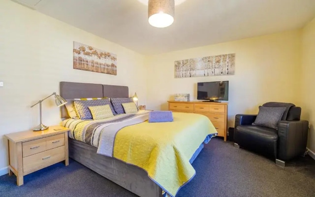 2 Brocklehurst Cottages